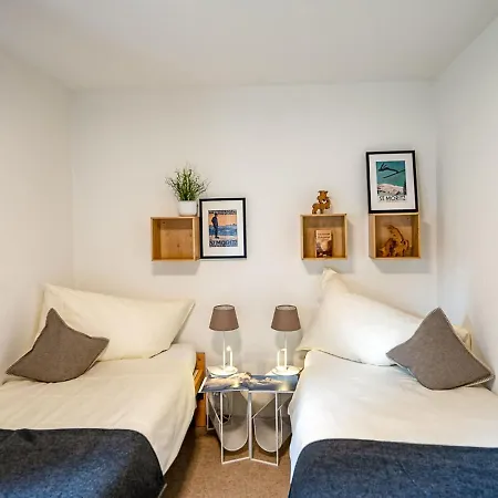 Chesa Auricula 1-1 By Interhome Apartment *