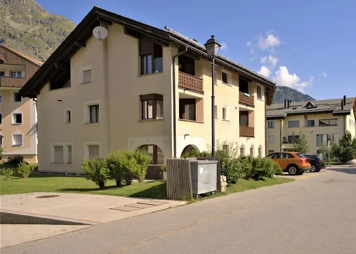 Apartamento Chesa Auricula 1-1 By Interhome