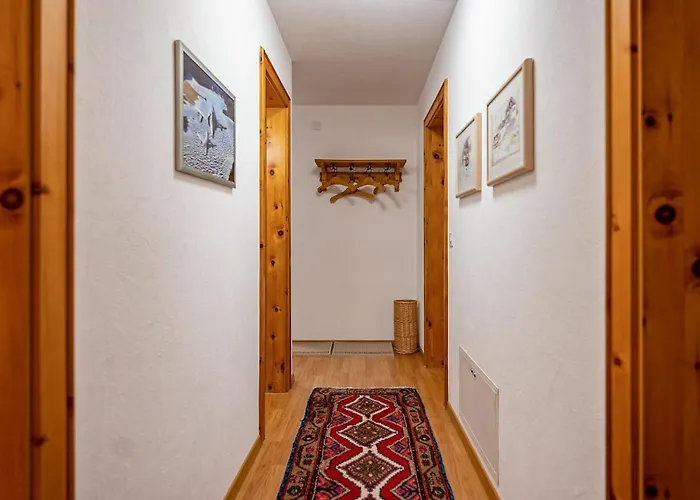 Lejlighed Chesa Auricula 1-1 By Interhome